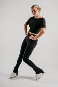 Chique Sports Phoenix On Ice Leggings in Black