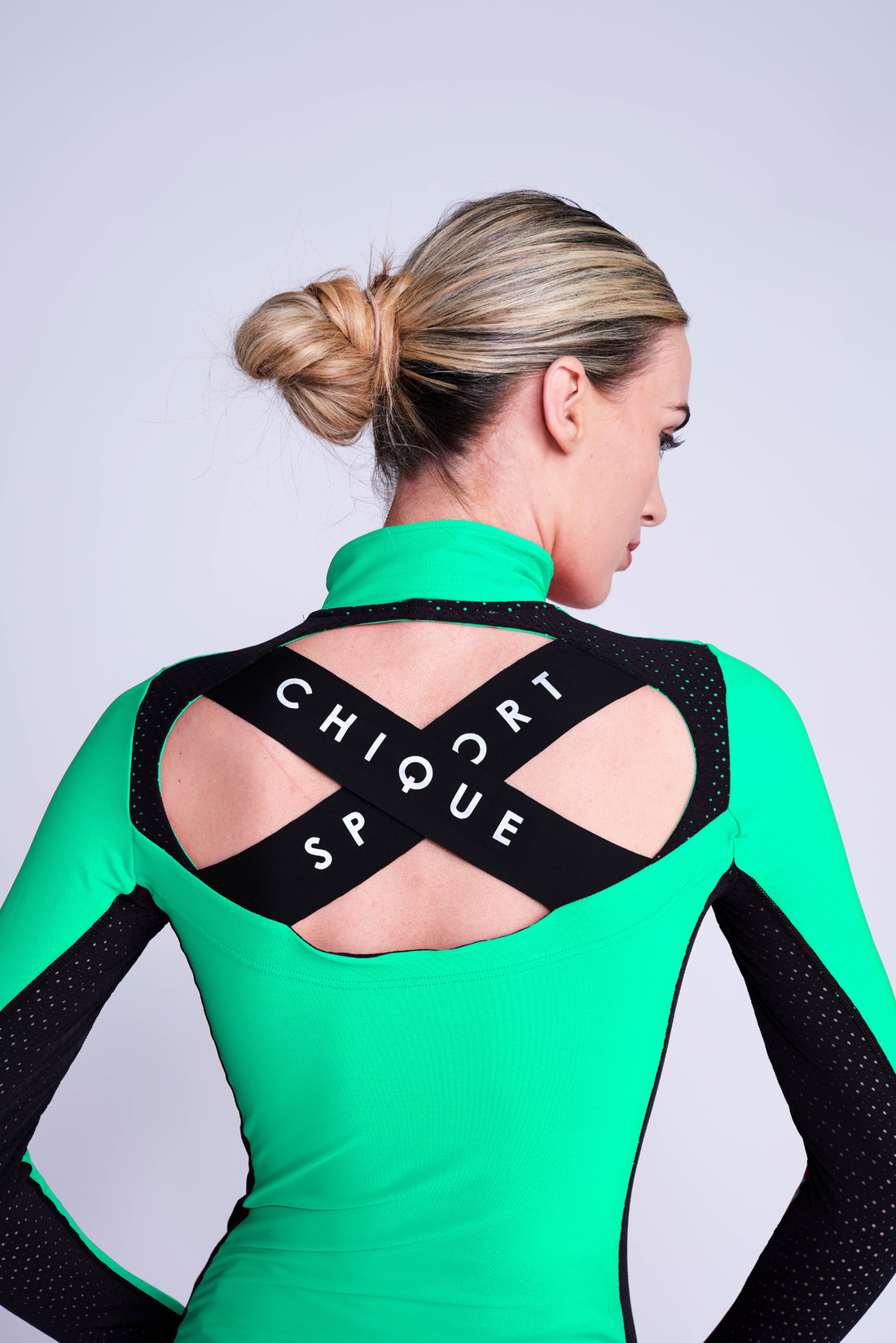 Chique Inspire Half-Zip Top