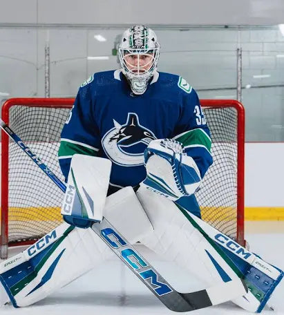 CCM Eflex 7.9 Goalie Pads intermediate